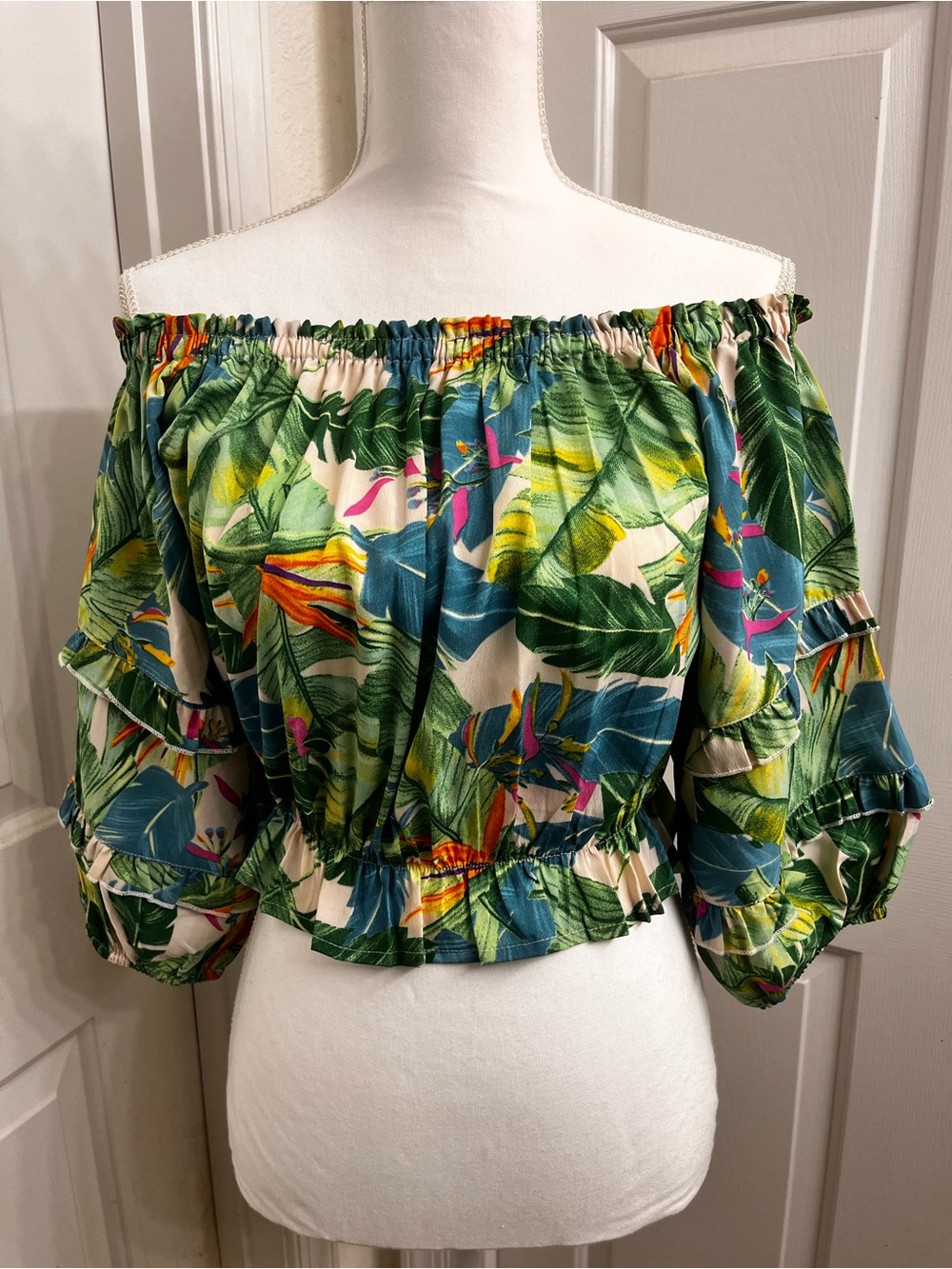 Rachel Zoe Tropical Leaf Off-Shoulder Crop Top — Green Multi